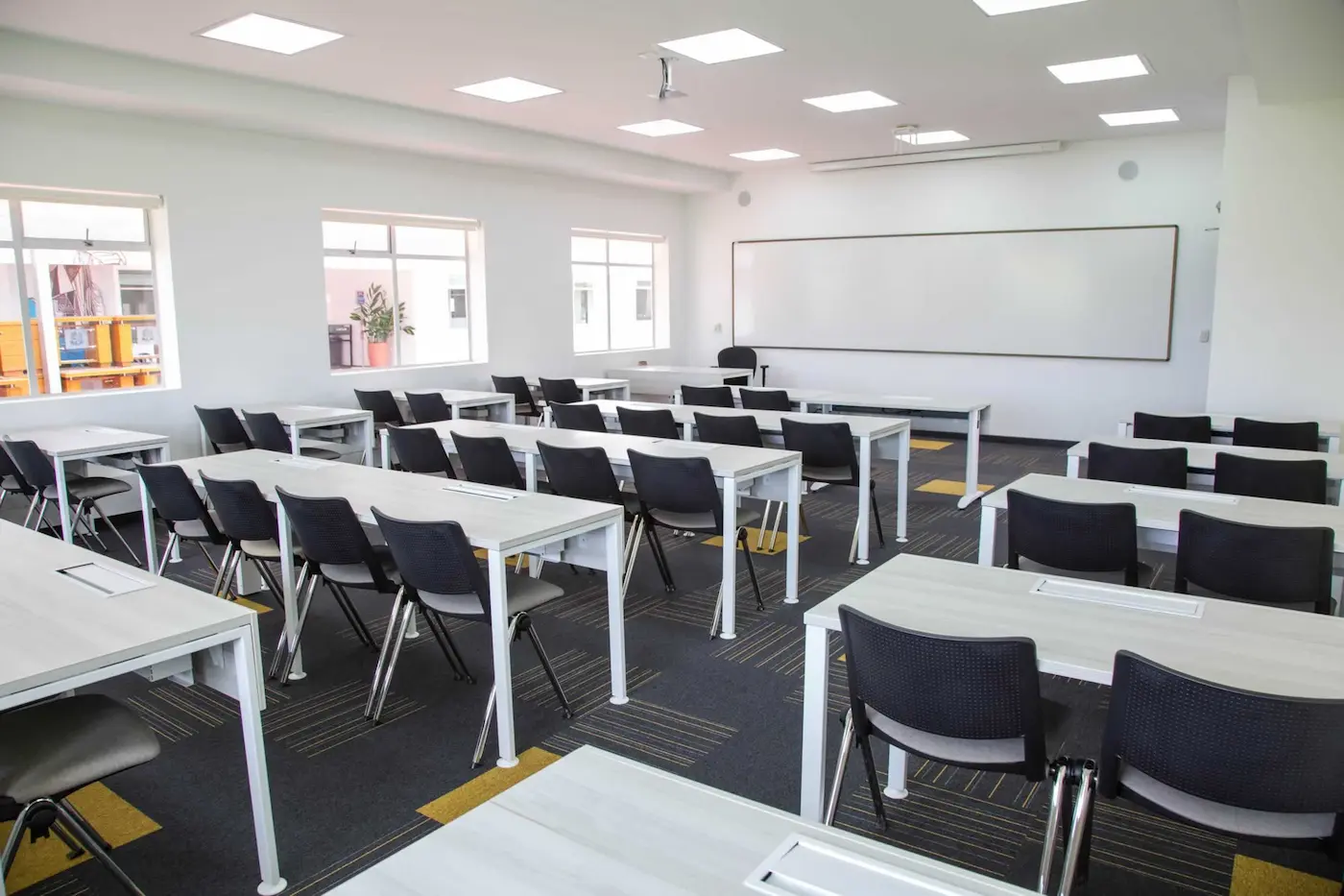Giải pháp phòng học hiện đại Cao đẳng - Đại học 5 PHHD CD DH 1