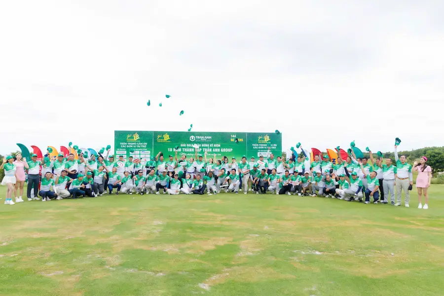 Sao Mai Education Group tai tro va dong hanh cung Giai Golf ky niem 18 nam Tap doan Tran Anh Long An 3