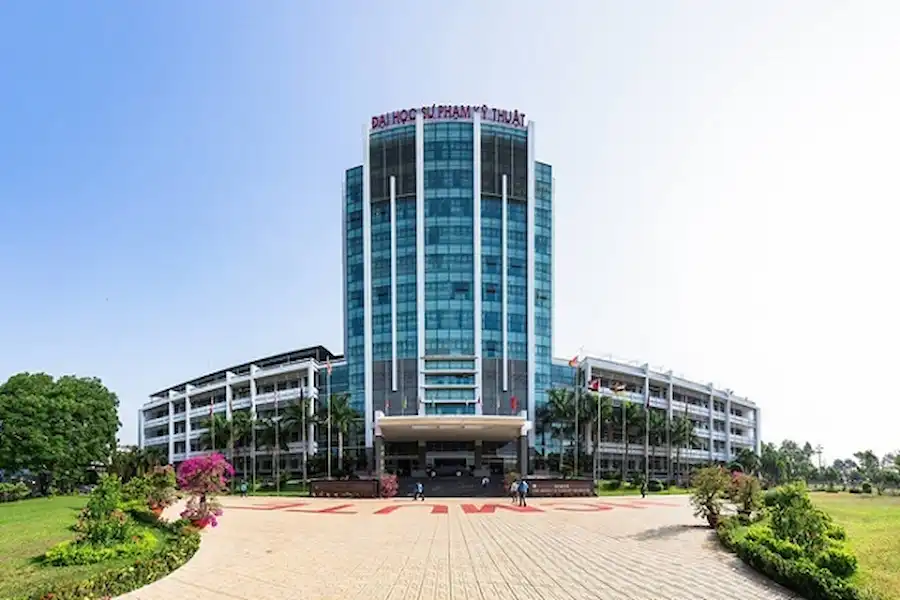 Phòng chuyển đổi số Trường đại học sư phạm kỹ thuật HCM