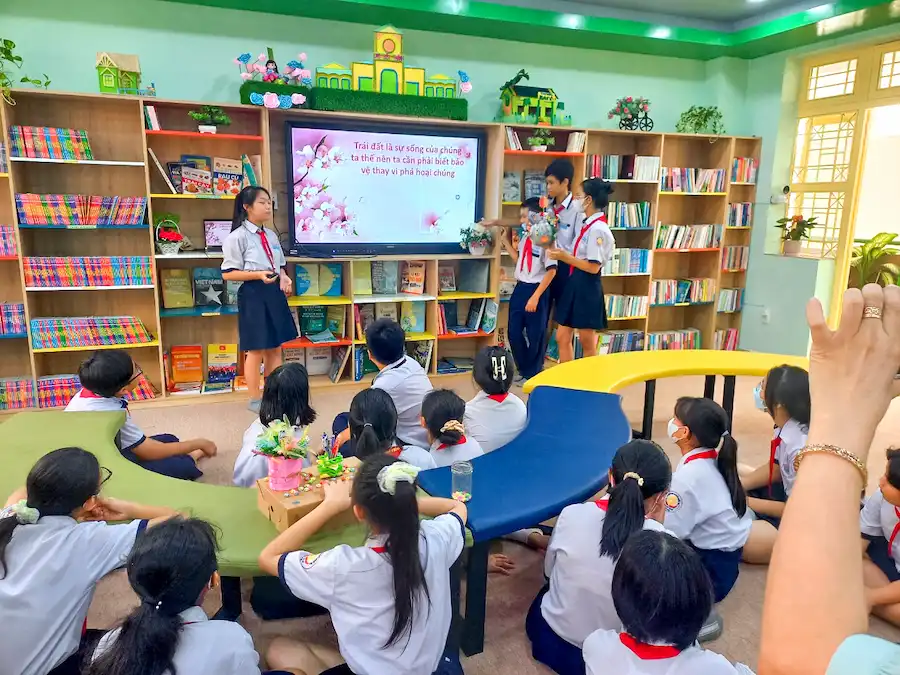 Thư viện thông minh Trường THCS Lê Văn Hưu