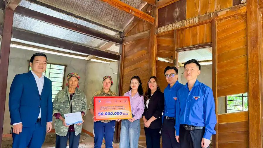 Công Đoàn Sao Mai Education Group Chung Tay Hỗ Trợ Nhân Dân Tỉnh Thái Nguyên Khắc Phục Hậu Quả Cơn Bão Số 11