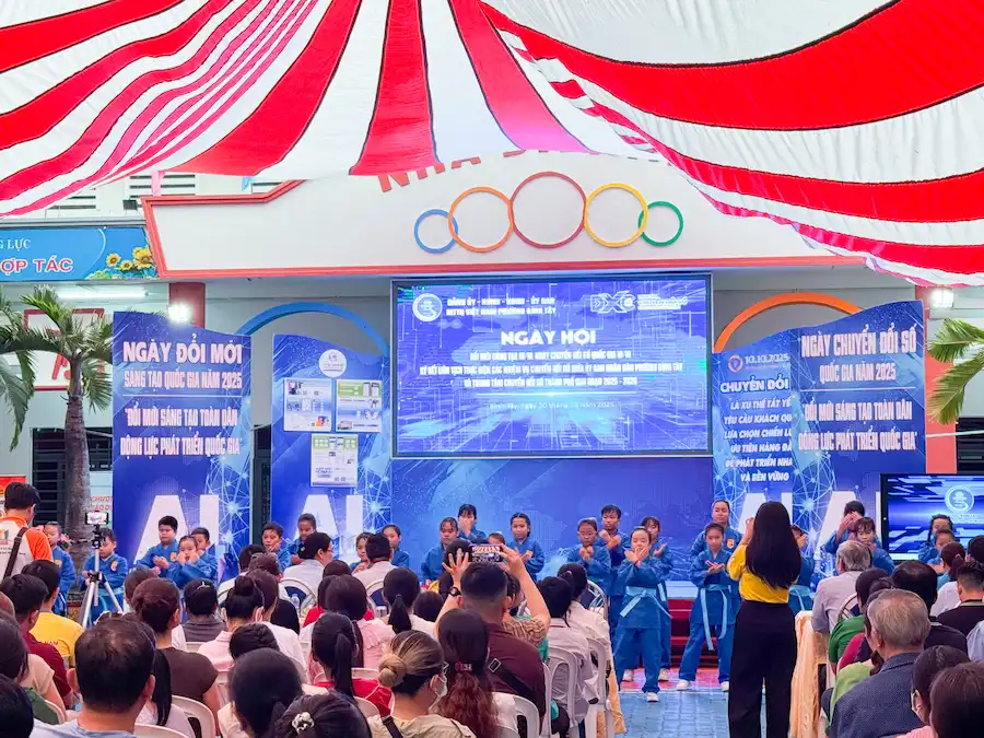 Sao Mai Education Group đồng hành cùng Ngày hội Đổi mới sáng tạo và Chuyển đổi số phường Bình Tây