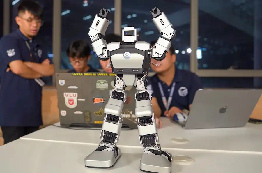 Ứng dụng robot Yanshee vào giảng dạy STEM/STEAM