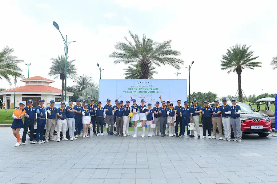 Sao Mai Education Group đồng hành và tài trợ cho Giải Golf Cafeland Mở Rộng 2025 - “Kết nối bất động sản trong kỷ nguyên vươn mình” 5 Sao Mai Education Group đồng hành và tài trợ cho Giải Golf Cafeland Mở Rộng 2025 - “Kết nối bất động sản trong kỷ nguyên vươn mình”