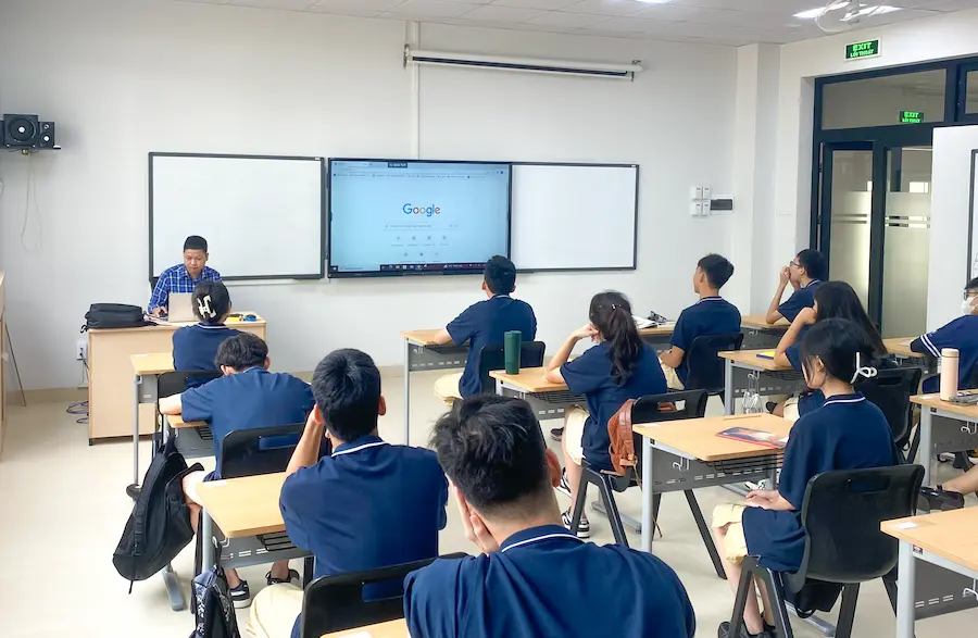 Hướng dẫn lựa chọn màn hình tương tác phù hợp cho từng cấp học