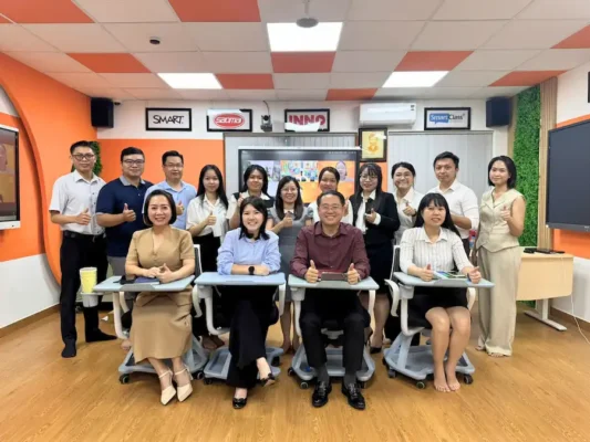 Đón tiếp đại diện Bibliotheca trong chuyến thăm và làm việc tại văn phòng Sao Mai Education Group