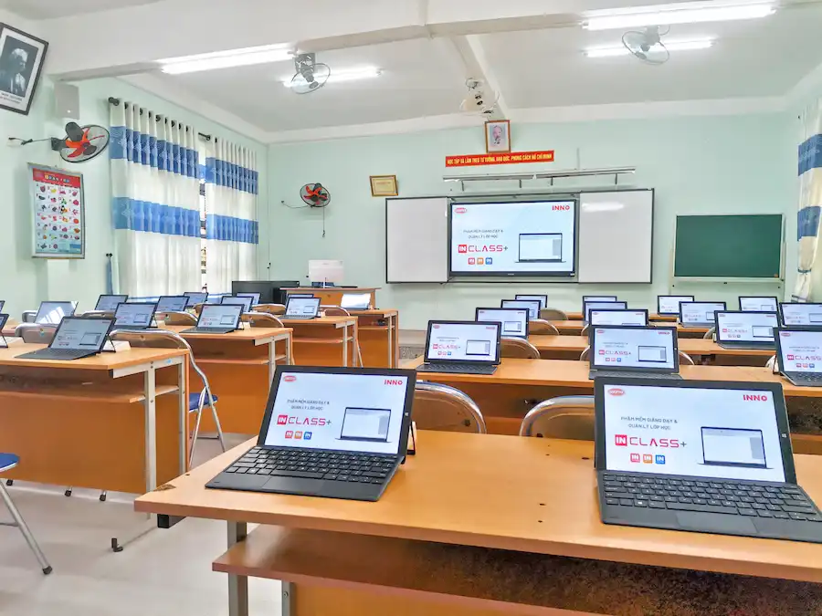 Trường học số trong Chiến lược Chuyển đổi số Quốc gia Ngành Giáo dục 11 Trường học số trong Chiến lược Chuyển đổi số Quốc gia Ngành Giáo dục