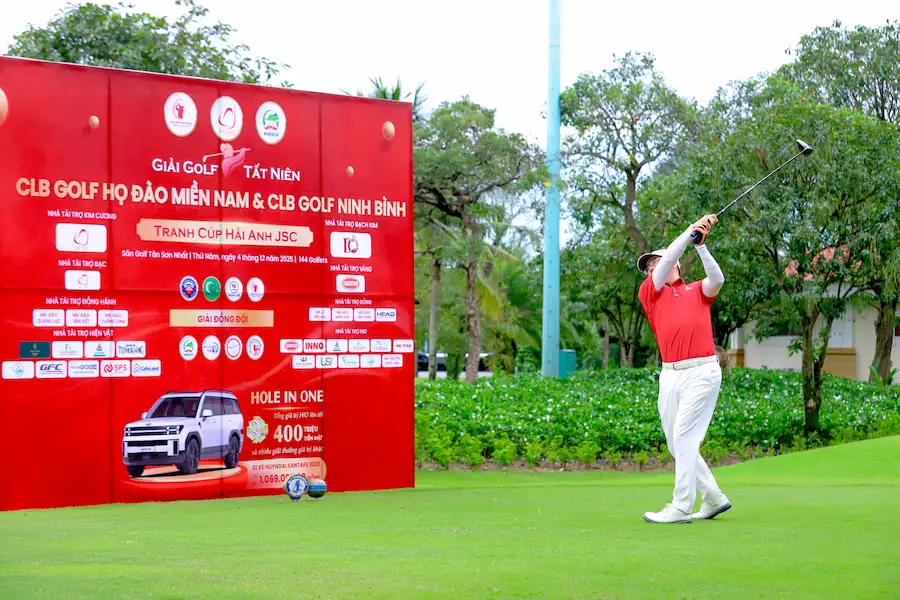 Giai Golf Tat Nien CLB Ho Dao Mien Nam CLB Golf Ninh Binh 1