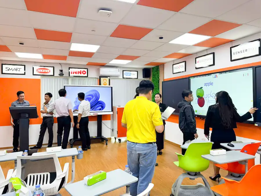 Sao Mai Education Group tổ chức Mini Workshop kết nối đối tác, đồng hành chuyển đổi số giáo dục 8 Sao Mai Education Group tổ chức Mini Workshop kết nối đối tác, đồng hành chuyển đổi số giáo dục