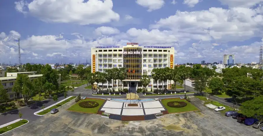 Giảng đường thông minh Học viện Chính trị khu vực II