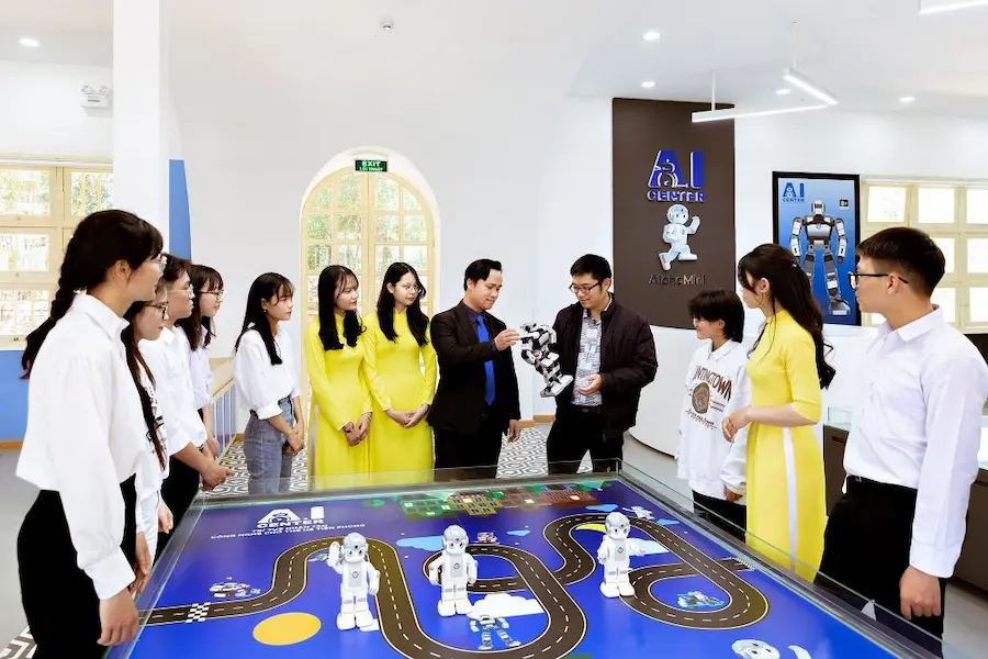 Xây dựng các cơ sở đào tạo chuyên sâu về AI và công nghệ mũi nhọn theo Nghị quyết 57 2 AI Center trung tam dao tao tri tue nhan tao Dai hoc Da Lat