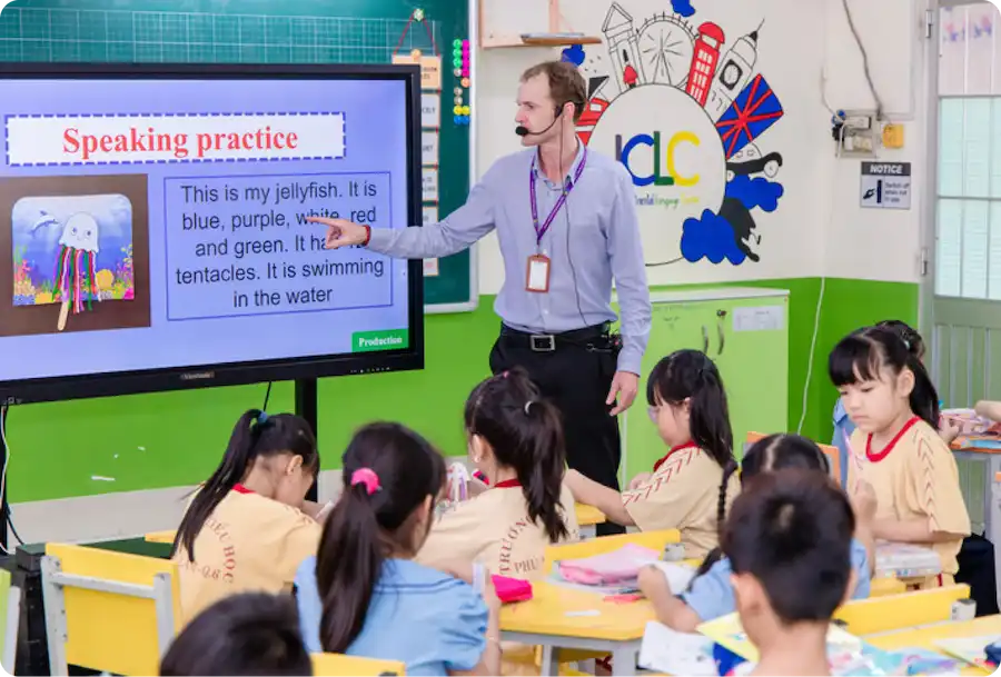 Các bước nâng cấp phòng học ngoại ngữ để đáp ứng Đề án đưa tiếng Anh thành ngôn ngữ thứ hai đến năm 2045 6 Các bước nâng cấp phòng học ngoại ngữ để đáp ứng Đề án đưa tiếng Anh thành ngôn ngữ thứ hai đến năm 2045