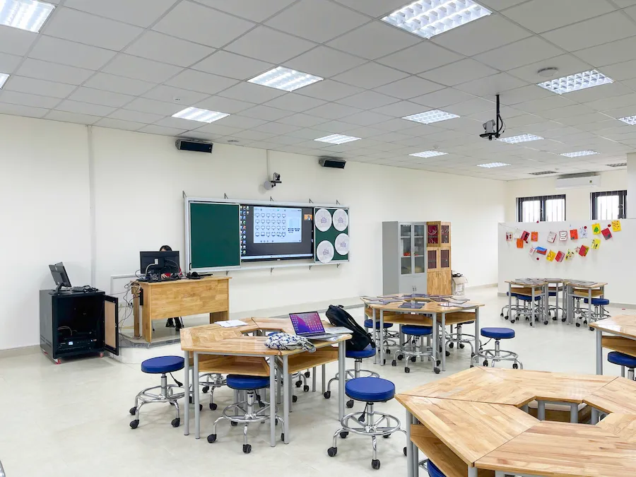 Phòng học ngoại ngữ thông minh Trường THCS Bắc Từ Liêm 3 30.01.2026 Truong THCS Bac Tu Liem giai phap phong hoc ngoai ngu 6