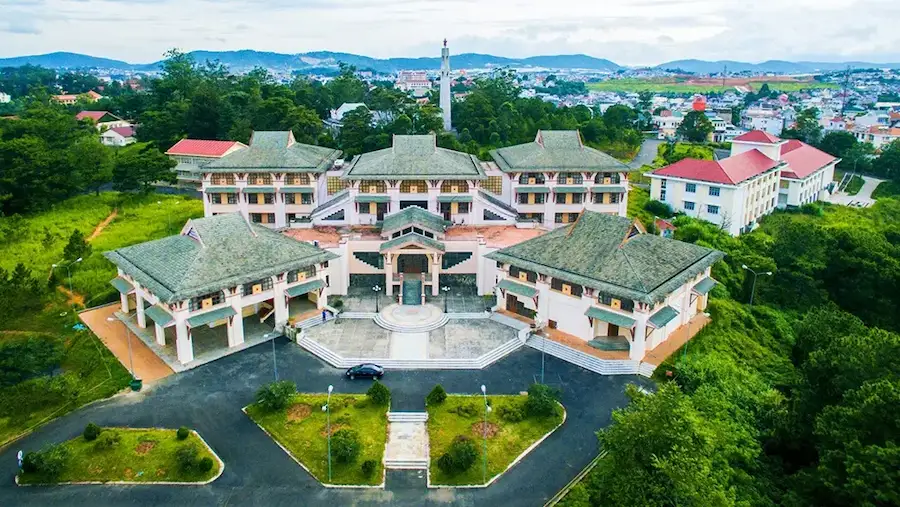 Phòng học thực hành máy tính Trường Đại học Đà Lạt 2 dai hoc da lat 1