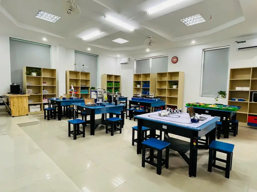 Phòng STEAM THCS - THPT Trường Văn hóa Công an nhân dân V 5 PHÒNG STEAM TRƯỜNG VĂN HOÁ CÔNG AN NHÂN DÂN V