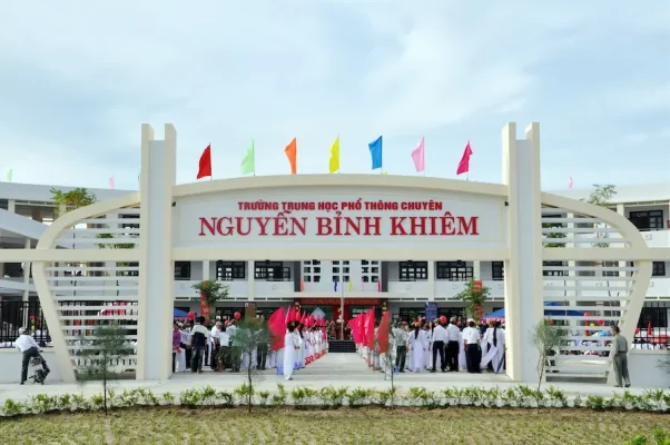 Thư viện thông minh Trường THPT Chuyên Nguyễn Bỉnh Khiêm