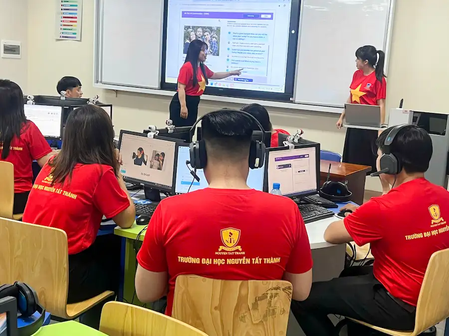 Tính năng tự động chấm điểm trong phần mềm dạy ngoại ngữ: Chìa khóa giải phóng thời gian cho giáo viên 4 Những lợi ích vượt trội đối với giáo viên và học sinh